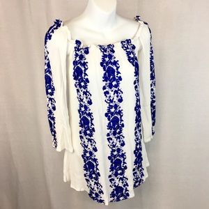LuLu’s Off Shoulder Blue Embroidered White Dress